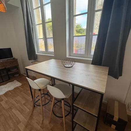 Pensee - Proche Centre Mayenne