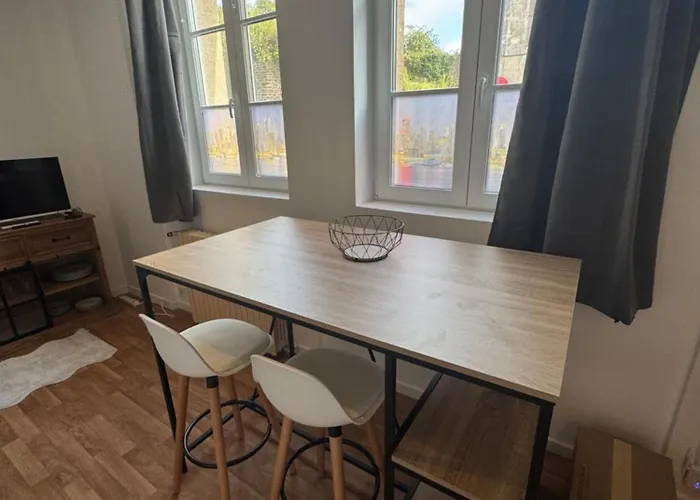 Pensee - Proche Centre Mayenne